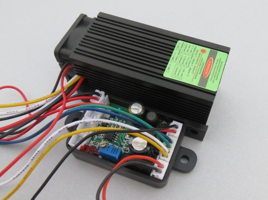 Corriente constante de grado industrial 532nm 200mW Modulo láser de haz verde Luz de escenario láser con protección anti-acceso proveedor