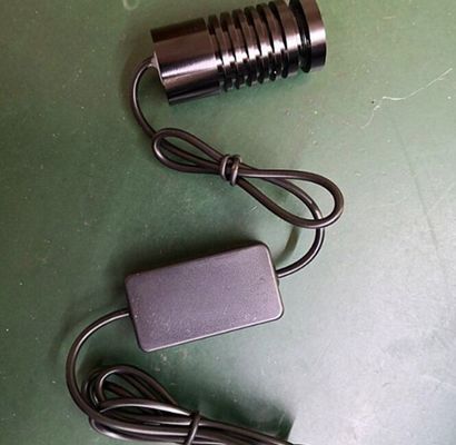 Grado industrial DC 12-24V 450nm 80mw módulo láser Blue Dot para luz de escenario láser y láser al aire libre proveedor