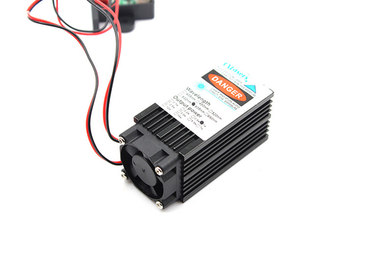 Modulo láser rojo de haz grueso de 638nm 1W de alta potencia 12V 1A con ventilador de enfriamiento proveedor